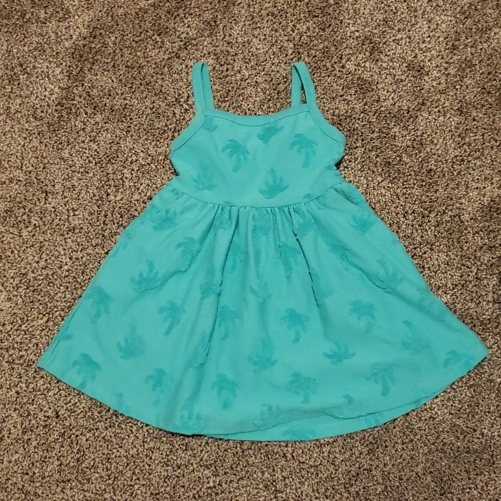 BUNDLE OF 4 DRESSES - Picture 2 of 14